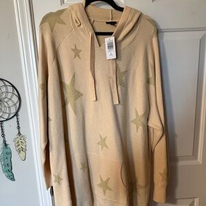 NWT - Torrid Star Raglan Hoodie